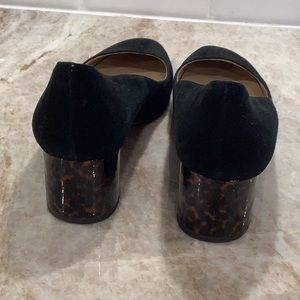Ann Taylor black suede 2” inch tortoise shell design on heel